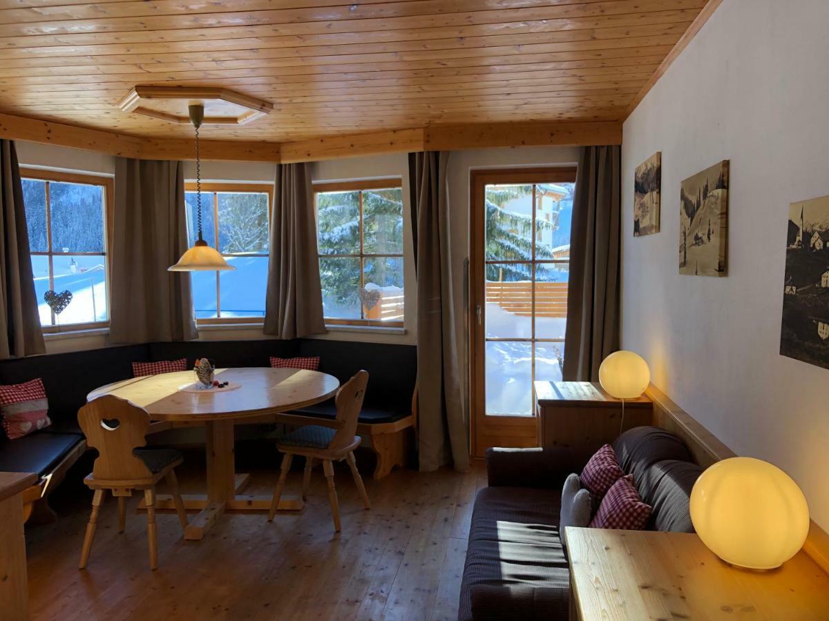 Tiroliving Appartement Berwang Buitenkant foto
